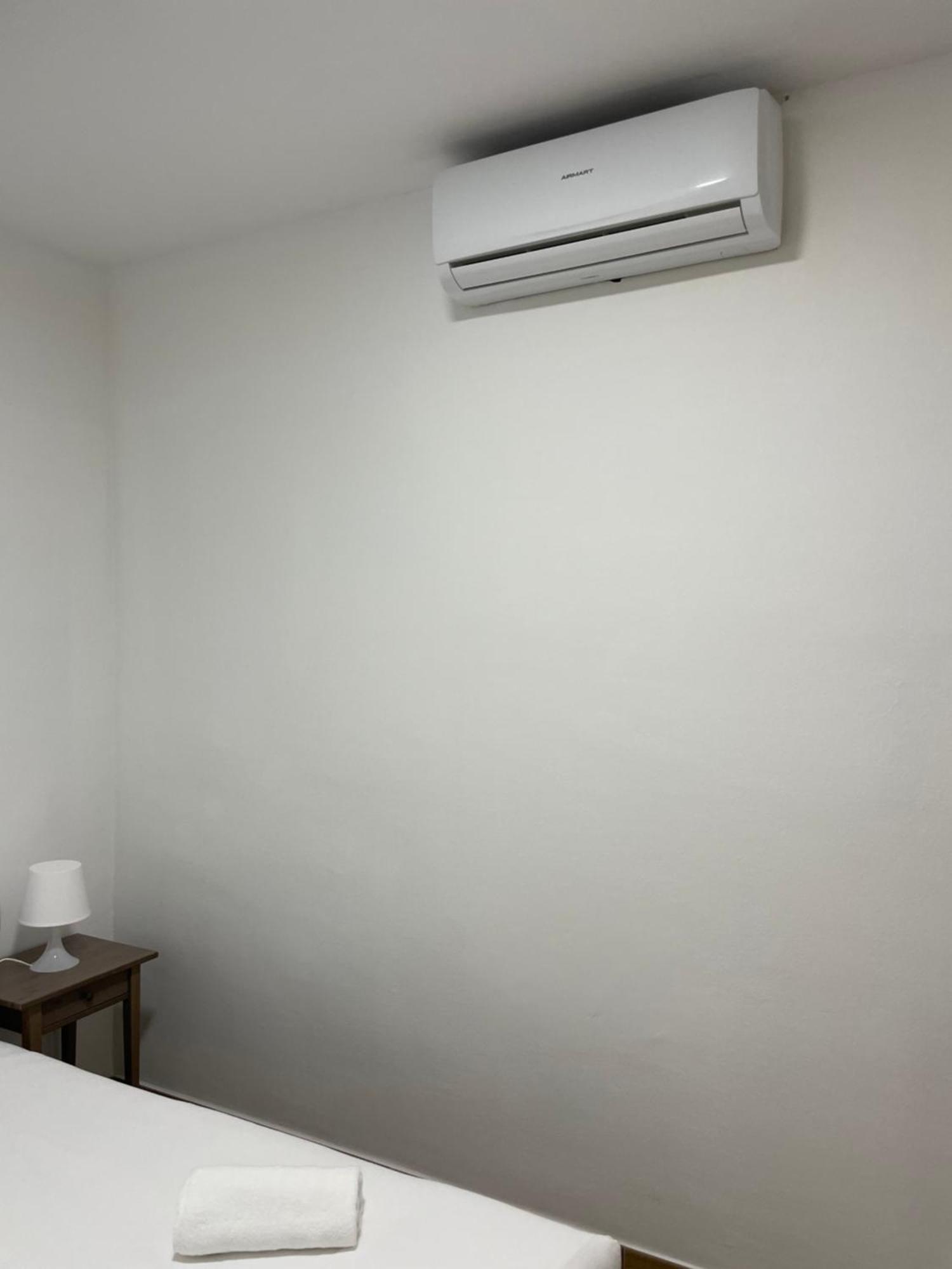 塔拉德拉斯桑兹火车站公寓 巴塞罗那 外观 照片